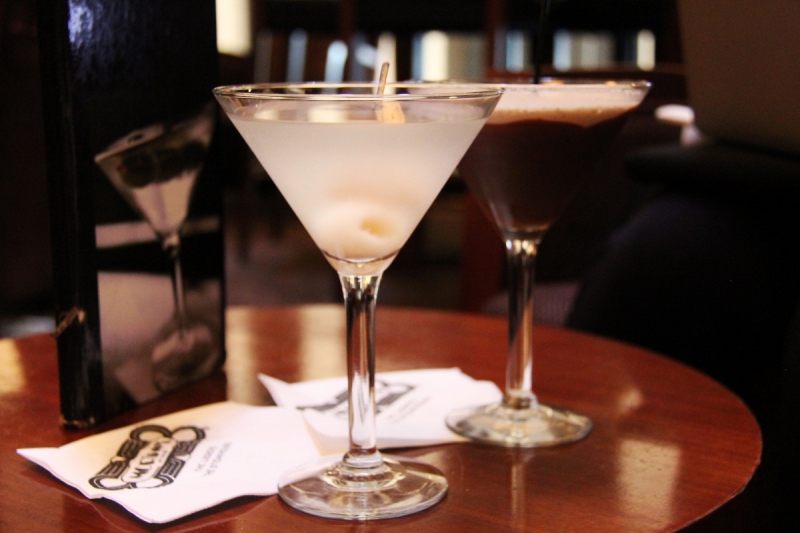 brasserie-CLANS-min_martini_bar_lychee_chocolate_alcohol_liquor_happy_hour_happy-910161